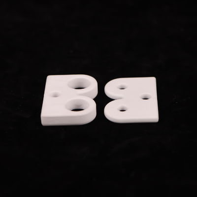 25-35 W/mK Thermische geleidbaarheid Aluminium-oxide keramiek De perfecte combinatie voor harde en witte producten