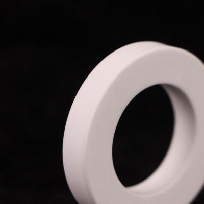 Isolatieweerstand 1012 Ohm-cm Aluminium-oxide keramiek voor duurzame druksterkte