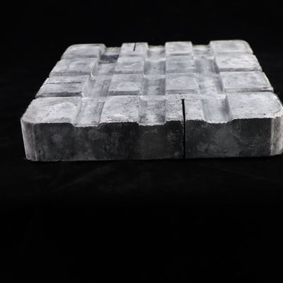 Grade vuurvaste materiaal zorgt voor glad en vlak oppervlak in vuurvaste oven meubels voor de productie van baksteen