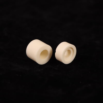 Thermische geleidbaarheid 25-35 WmK Alumina keramisch materiaal geschikt voor industriële toepassingen en elektrische isolatie