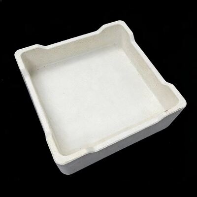 Een glad oppervlak, vuurvaste sagger die hoge stabiliteit en duurzaamheid biedt voor thermische isolatie tijdens het branden